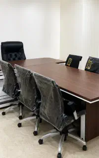 میز مدیریت همراه میز جلسه مدل لیندا