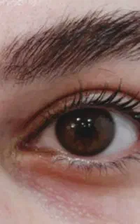 کاشت مژه و لیفت مژه و ابرو