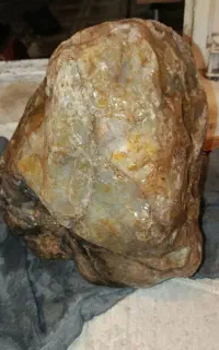 سنگ قیمتی عقیق