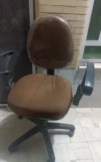 صندلی کارمندی کم استفاده شده قیمت مفت 2500