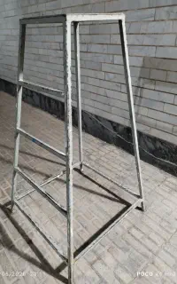 چهارپایه آهنی سفارشی