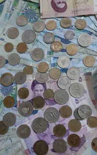 مقداری پول کلکسیونی