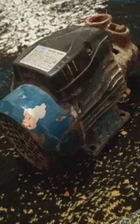 پمپ اب نیم اسب