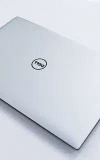 لپ تاپ حرفه ای dell xps 9560