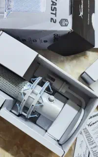 میکروفون hyper x quadcast 2 کاملا نو microphone