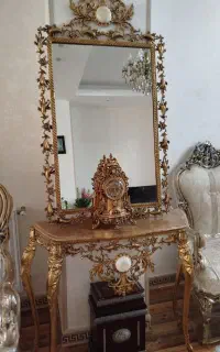 آینه و کنسول