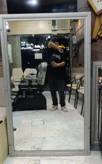 آیینه فروشی