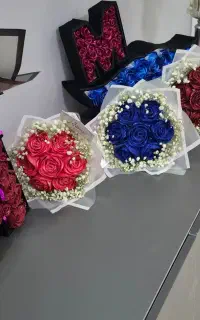 گل یه هدیه تا ابد و یک‌ روز