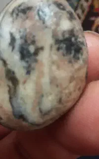 چ سنگهای بسیار جالب طبیعی و با نقش صورت انسان