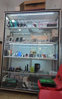 ویترین آلومینیومی