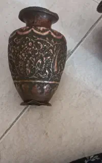 دو عدد گلدان قدیمی مس نقره کنده کاری اصفهان