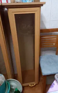 ویترین شیشه ای