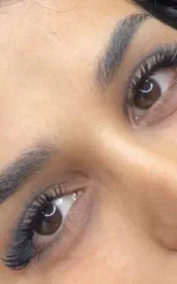 آموزش خدمات اکستنشن مژه