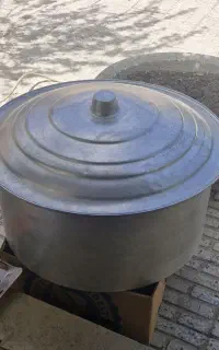 دیگ قابلمه سایز بزرگ