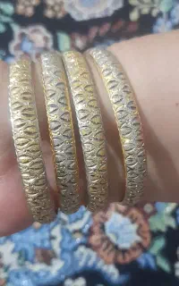 ۲۲گرم طلا دوتا رو میفروشم به علت نیاز مالی