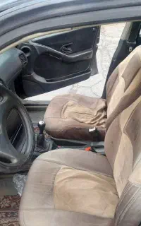 پژو ۲۰۰۰ مدل ۱۳۷۹