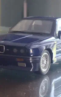 ماکت BMW 2002 فلزی