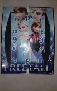 ساعت دیواری