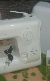 چرخ خیاطی ژانومه