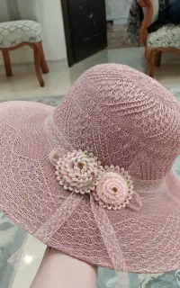 کرایه کلاه ساحلی زیبا و عینک قلبی برای عکاسی