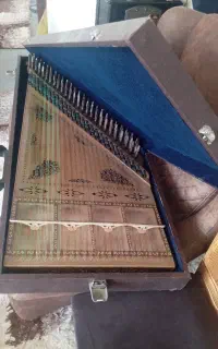 ساز قانون اصل با کیف مخصوص خود ساز