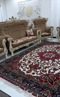 مبل ۷ نفره  و میز عسلی ست