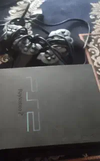 یک دستگاه پی اس 2