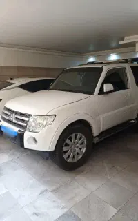 پاجرو۲در۲۰۰۷ بدون رنگ و کم کارکرد‌ فوق العاده تمیز