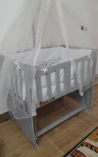 گهواره *تخت کنار مادر*