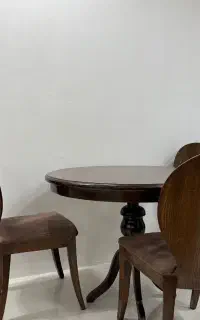 میز ناهارخوری همراه با سه عدد صندلی