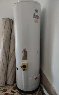 آب‌گرمکن ایستاده برفاب