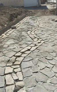 به یک کارگر ساده نیازمندیم کار معبر پیاده رو سازی