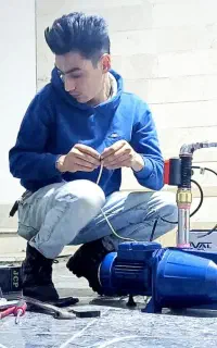 لوله کشی آب‌ و فاضلاب نصب پمپ شیرآلات تعمیرات فوری