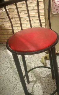 صندلی فلزی
