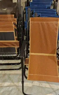 صندلی ۷ فنره مسافرتی و میز مسافرتی و...