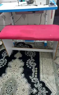 دو عدد نیمکت