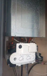 تعمیرات پکیج آبگرمکن بخاری گاز(امدادی شبانه روزی)