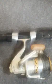 دو عدد لنسر ماهیگیری