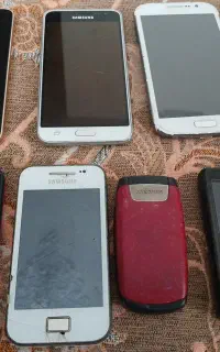 تعدادی گوشی ایراد دارو خراب