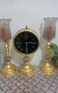 ساعت و شمعدان