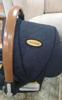 کریر و صندلی ماشین