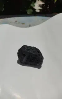 شهاب سنگ کربنادو.  کم‌ یاب
