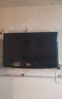 تلویزیون ۳۲ اصلی LCD