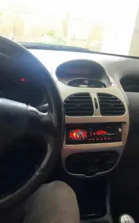 پژو ۲۰۶ اس دی وی ۱