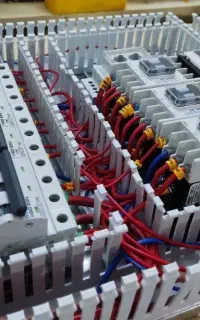 برق صنعتی و خانگی و تاسیسات