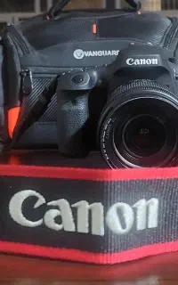دوربین عکاسی و فیلم برداری ( کَنون canon )