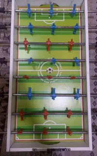 فوتبال دستی یک متری