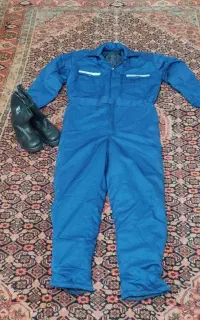 لباس کار به همراه کفش