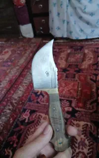 سلام یک عدد چاقو نو نو با کیف چرم
