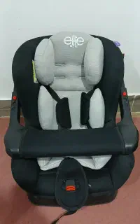 صندلی ماشین کودک